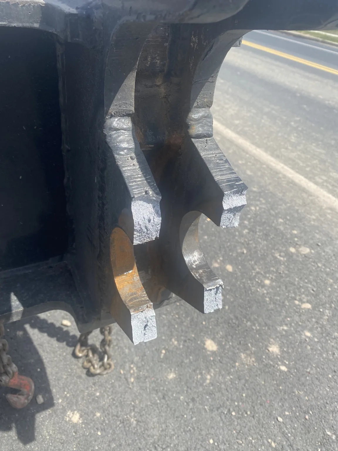 Oversized-load roadside steel repair, view 2